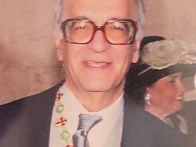 1200px-Jorge_Borges_de_Macedo